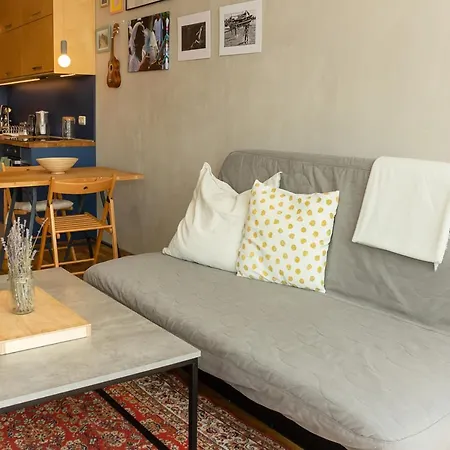 Lively Artistic 1bd With Sea View In 바르나