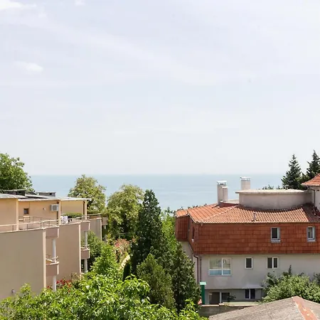 Lively Artistic 1bd With Sea View In 아파트 *