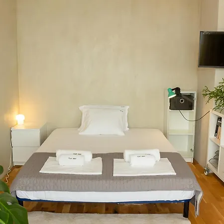 Lively Artistic 1bd With Sea View In 아파트 바르나